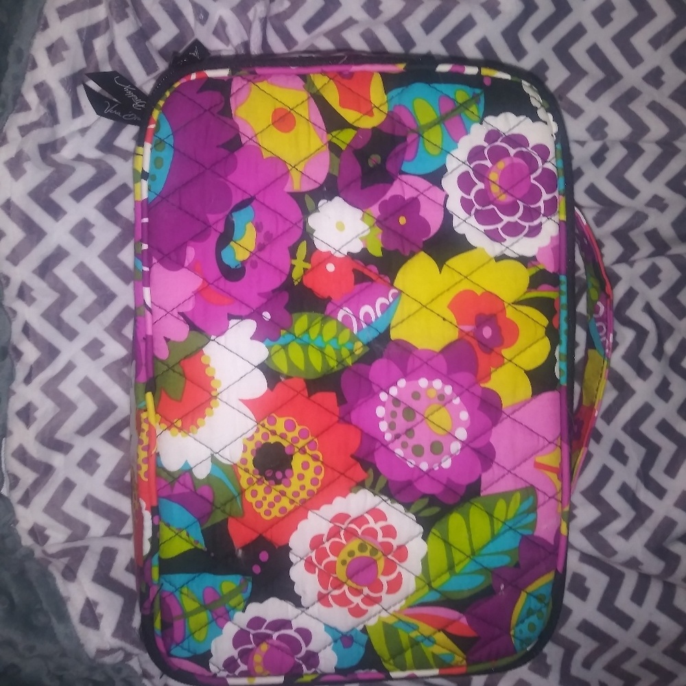 Vera Bradley rote and cosmetic bag